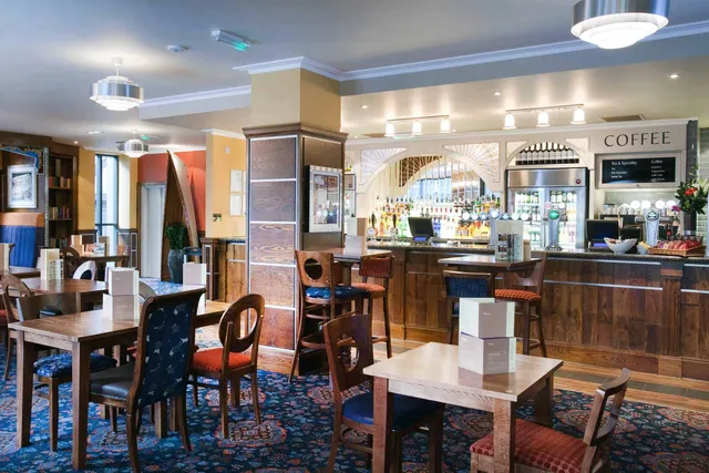 The Layton Rakes - JD Wetherspoon