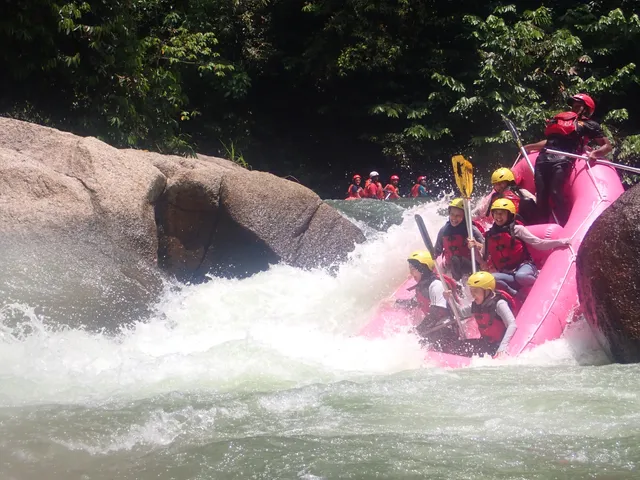 Water Rafting Kuala Kubu Bahru by PROJEK OUTDOOR