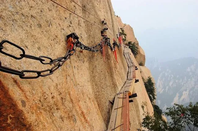 Huashan Mountain