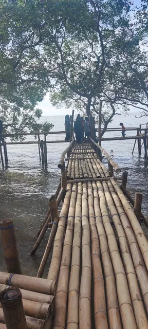 Wisata Pantai Martajasah