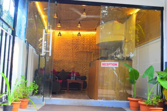 Roshni - The Luxury Guest House