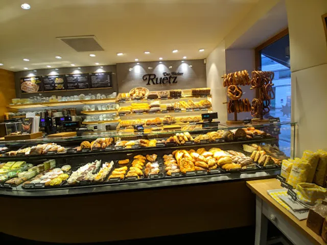 Der Bäcker Ruetz - Unikreuzung