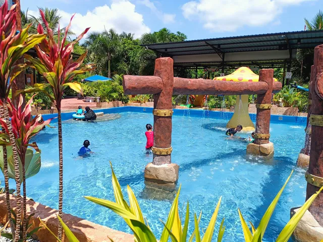Berangan Aqua Park-muslim pool