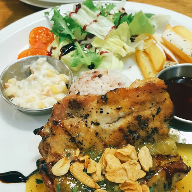 라라코스트 공주점