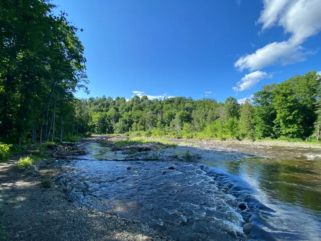 Shiktehawk Walking Trail