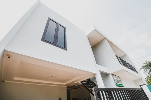 RedDoorz @ Limo Depok