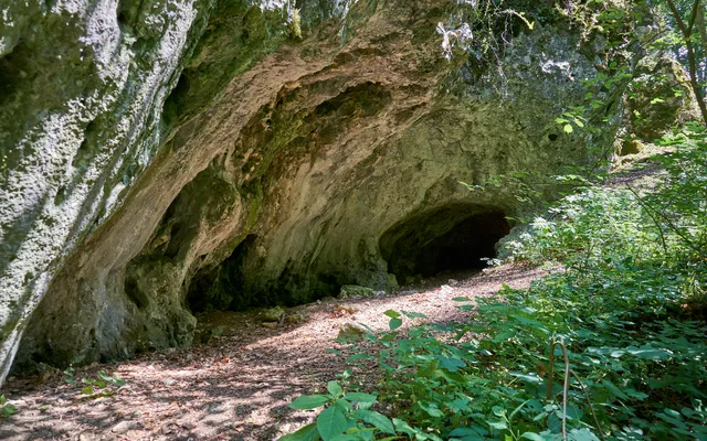 Spitzbubenhöhle