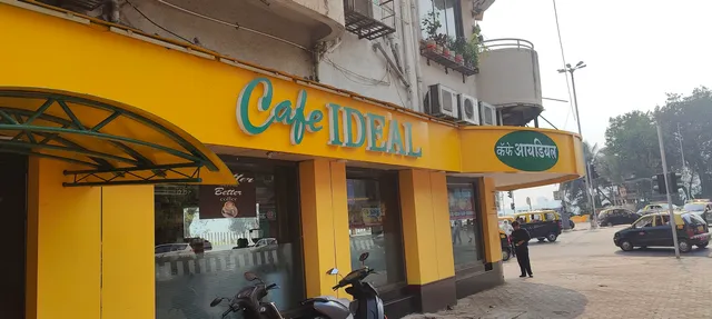 Cafe Ideal