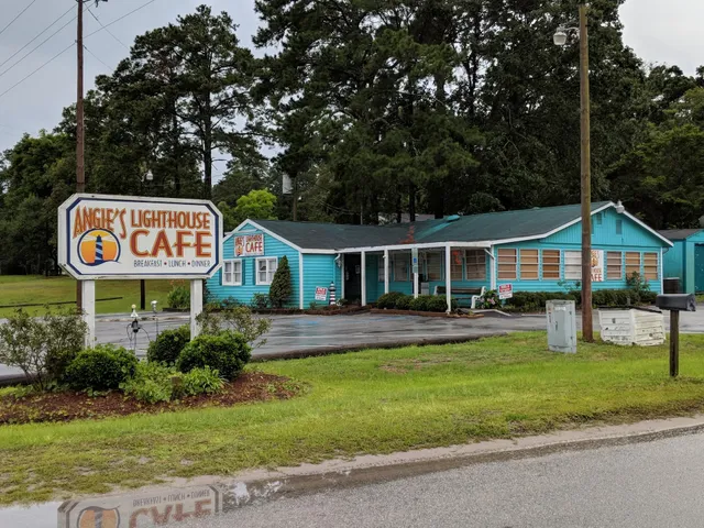 Angie's Lighthouse Café