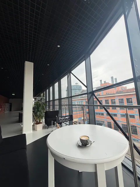 Przypadek Coffee OnBoard - kawiarnia NCKF