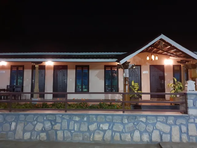 Hotel Sri Arulmuthu Residency