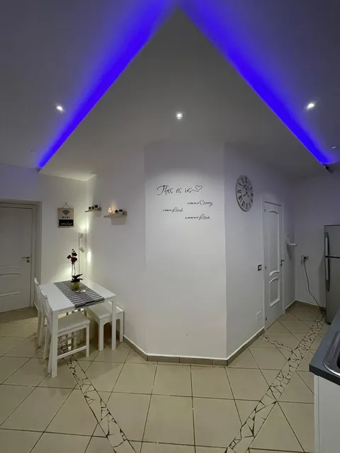 Home Sweet Home Bella Napoli