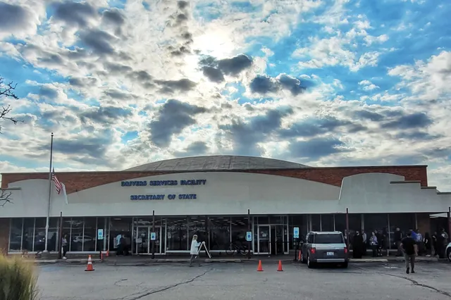 Lombard Illinois Secretary of State Facility