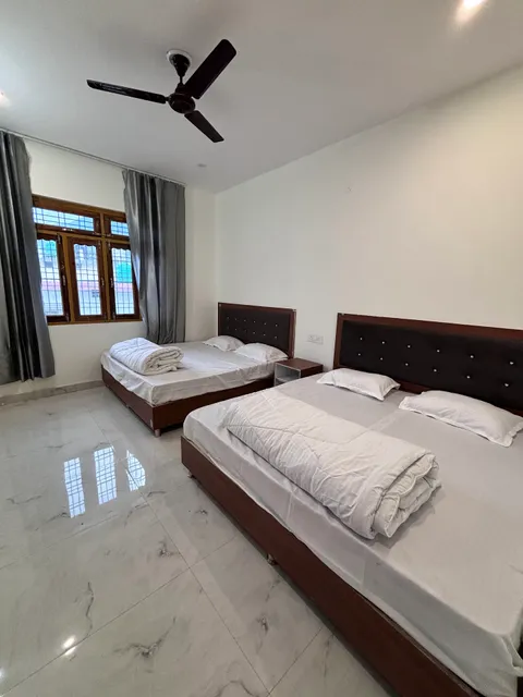 Dolphin hotel & restaurant