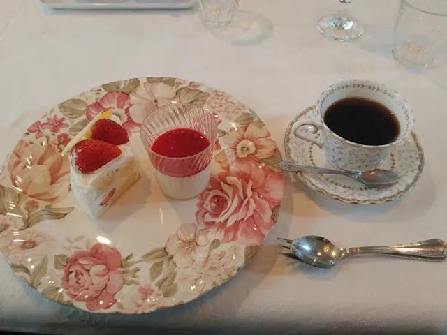 Morning Market in Paris