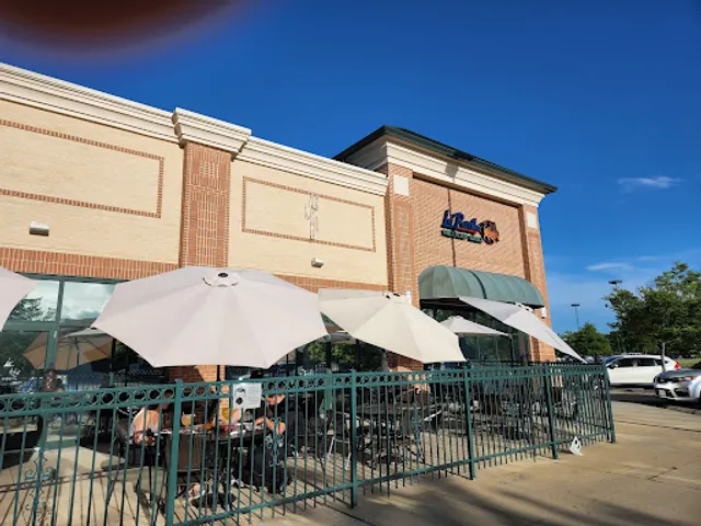 La Parrilla Mexican Grill