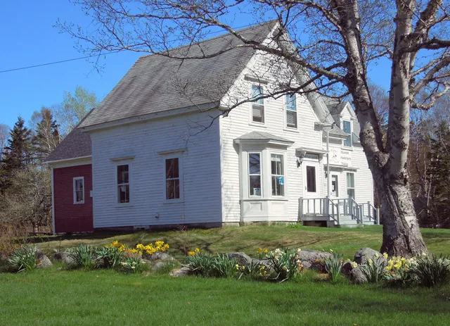 Island Heritage Trust