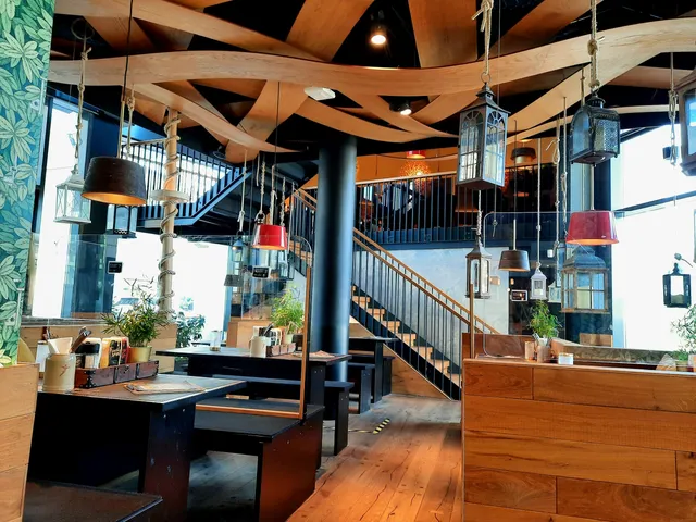 PETER PANE Burgergrill & Bar