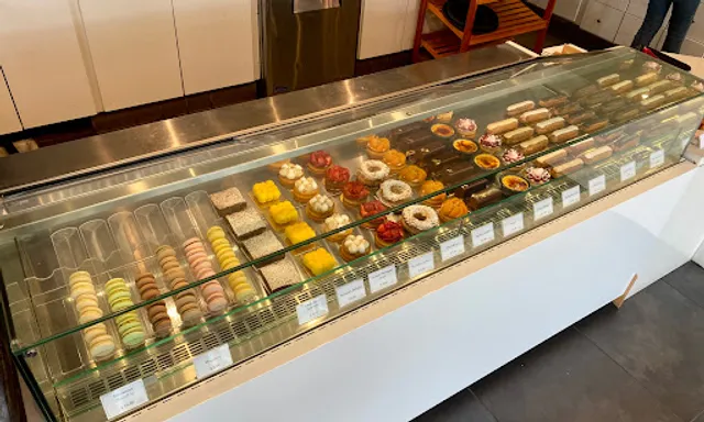 Versailles Cafe & Pastries