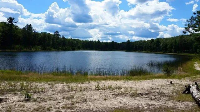 Hoist Lake Foot Travel Area Trailhead