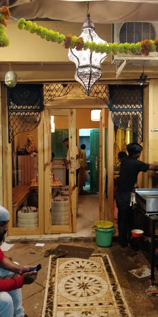 Rego Bar & Restaurant