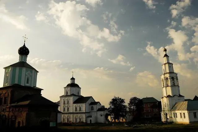 Ryl'skiy Svyato-Nikolayevskiy Muzhskoy Monastyr'