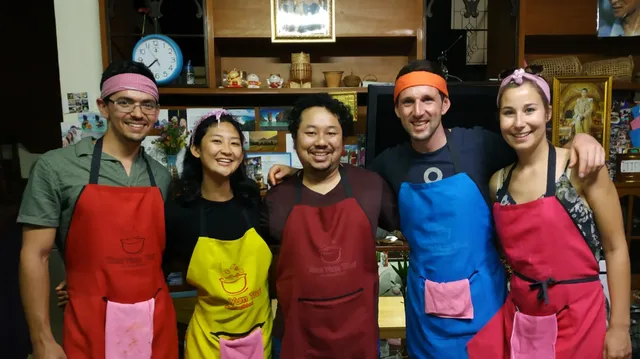 Tom Yum Thai Cooking School