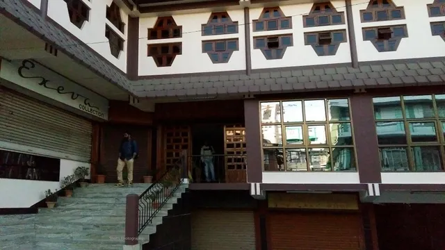 Hotel Yalana