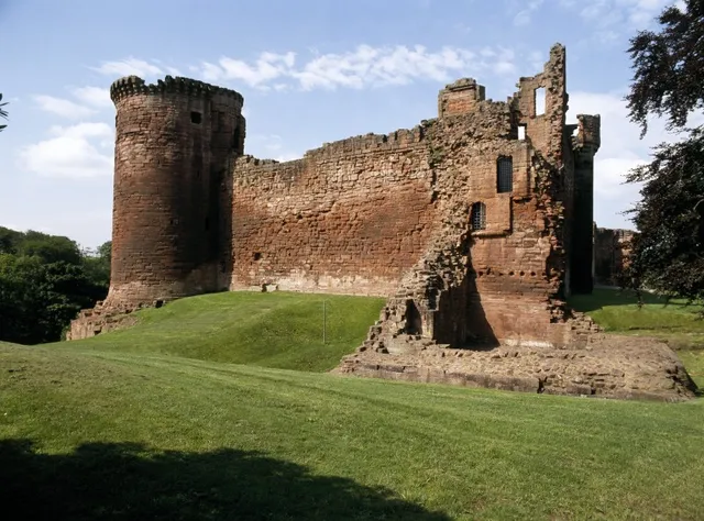 Bothwell Castle