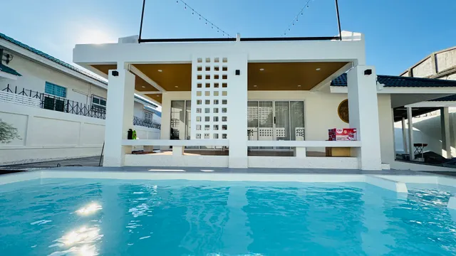 บ้านแสงจันทร์พูลวิลล่าระยอง Saengchan pool villa rayong