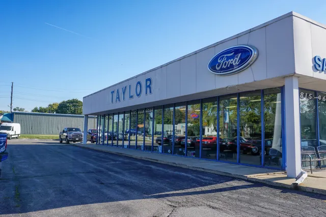 Taylor Ford of Manteno