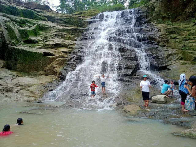 air terjun sijambe