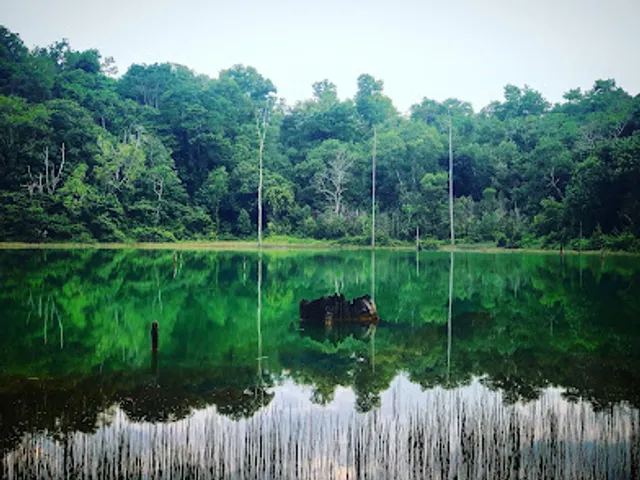 Tasik Hijau Bukit Ibam (Green Lake, Bukit Ibam)