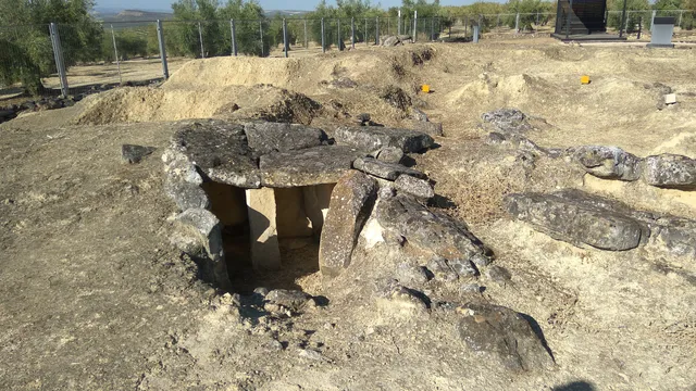 Necrópolis Dinástica de Cerrillo Blanco