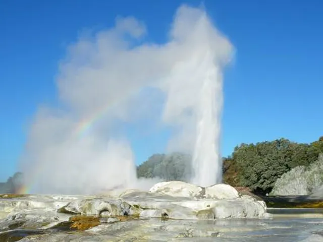 Pohutu Geyser