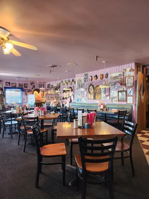 Peggy Sue's 50's Diner