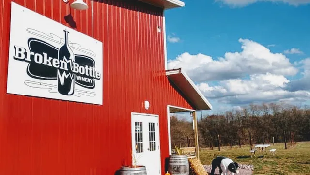 Broken Bottle Winery