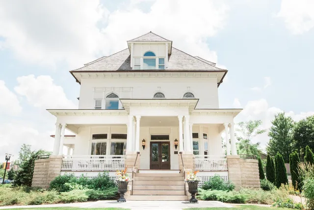 Barrington's White House