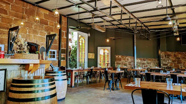 Kings Bridge Bar & Restaurant