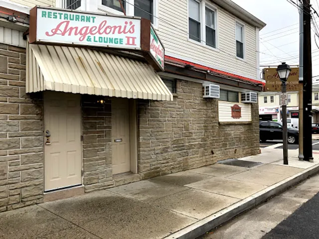 Angeloni's Club Madrid