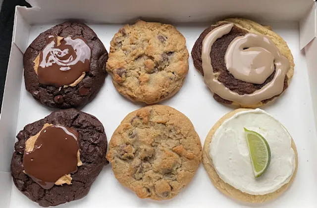 Crumbl - San Antonio