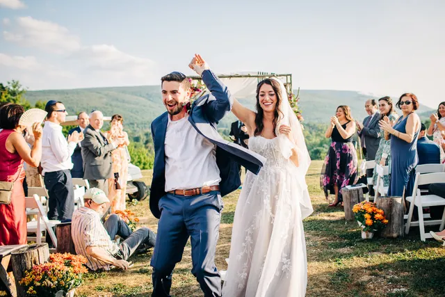 Rustic Ridge View Farm