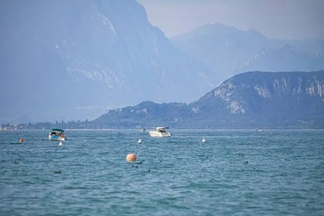 Lido Di Cisano beach