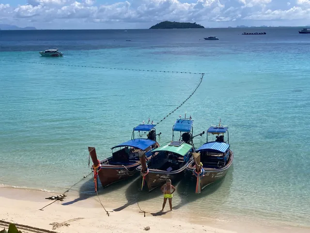 ร้านอาหาร จัสมิน