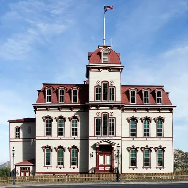 Historic Fourth Ward School Museum
