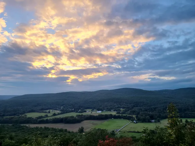 Shawangunk Mountains Lookout