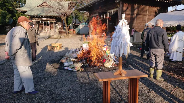 Nakanoshimainari Shrine