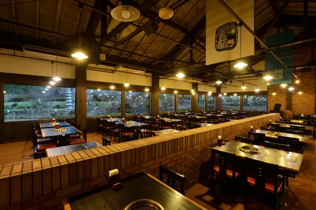 反射炉ビヤレストランほむら