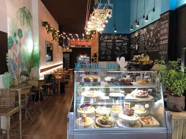 EatMyTrip Brunch & Bakery Barcelona