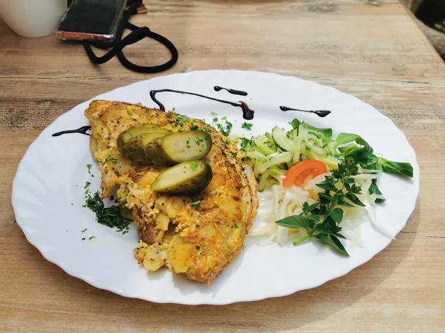 Bowlingbahn u. Restaurant